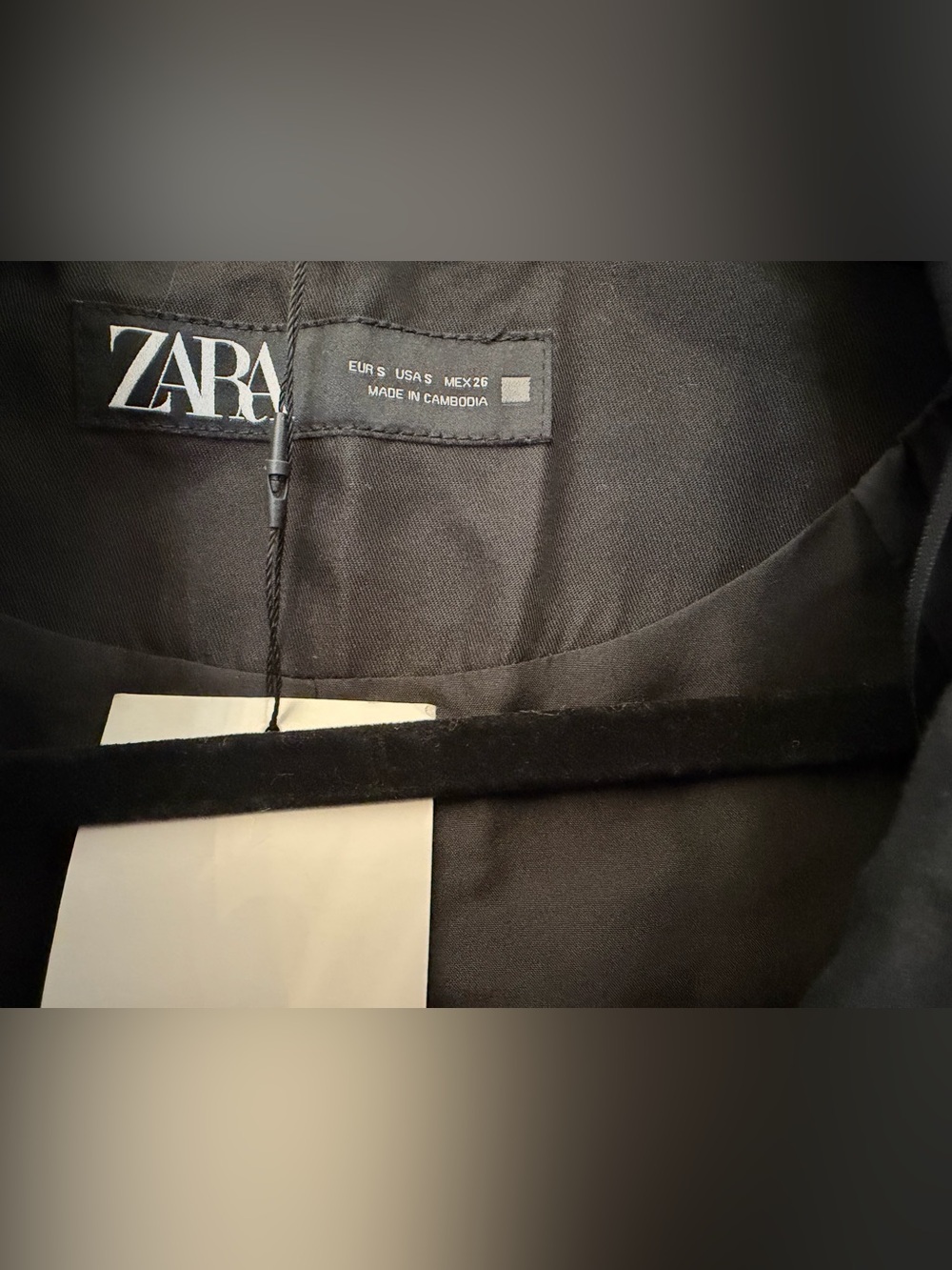 Zara Black Cropped Double-Breasted Trench Jacket - Picture 4 of 6